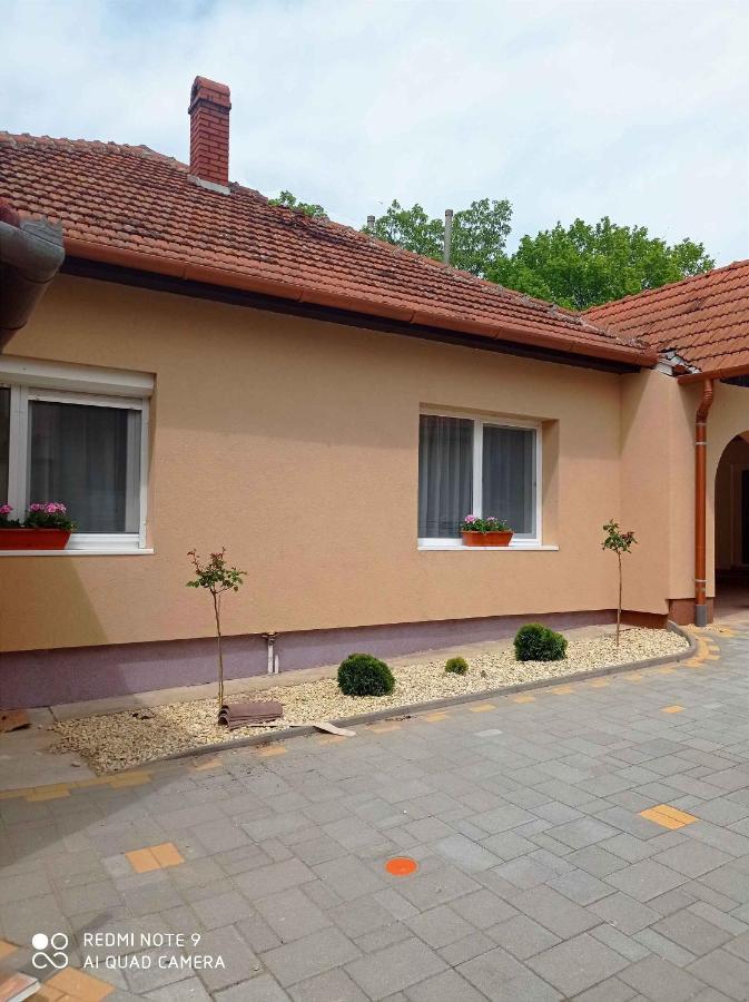 Apartment in Balatonlelle 40765 Exterior foto